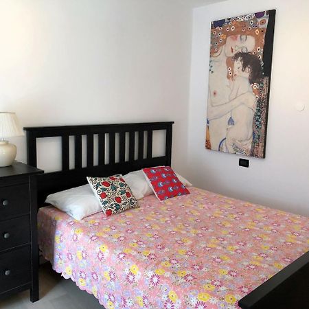 House Claudia By Holiday World Appartement Genua Buitenkant foto