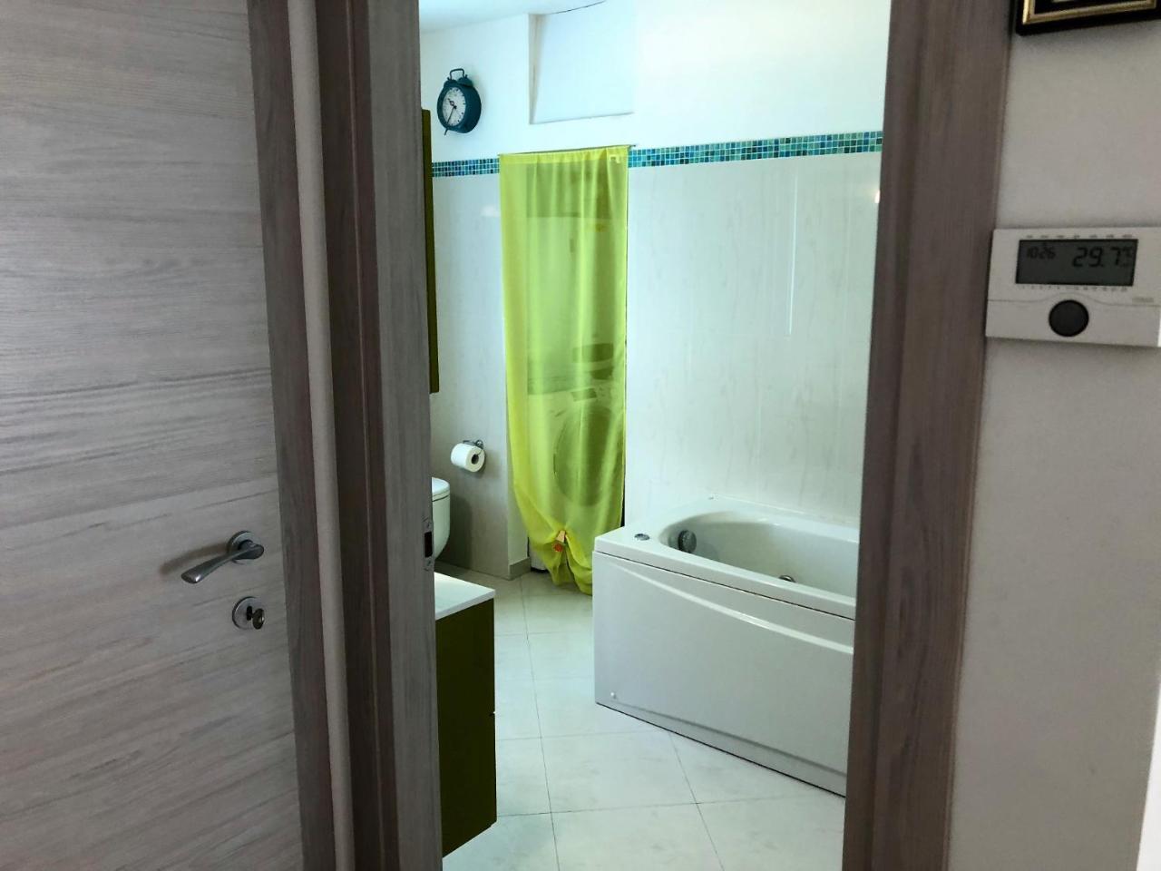 House Claudia By Holiday World Appartement Genua Buitenkant foto